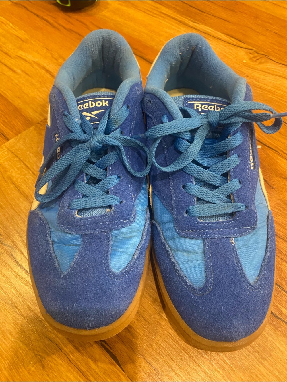 Reebok Forte Lounger retro style blue suede 7.5 Womans gum sole